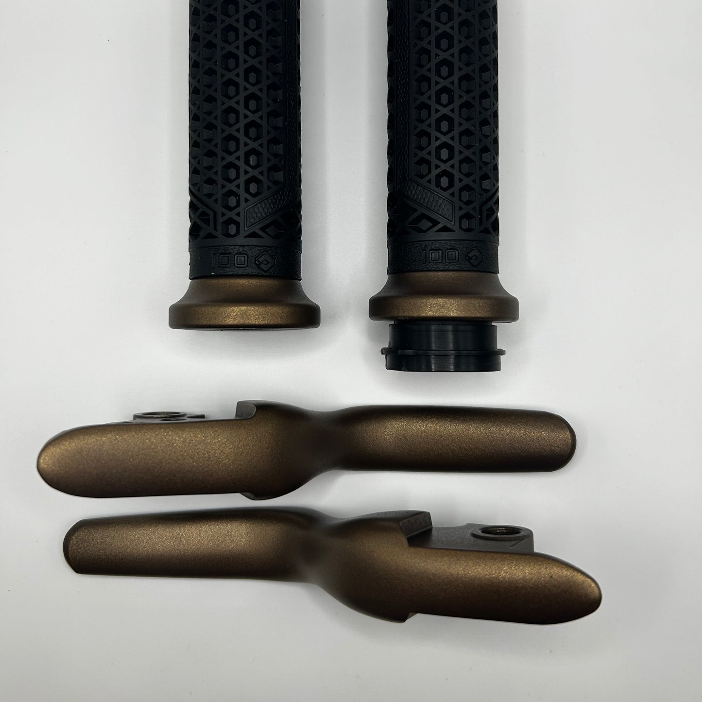 VANS V-TWIN LOCK-ON™ GRIP SET