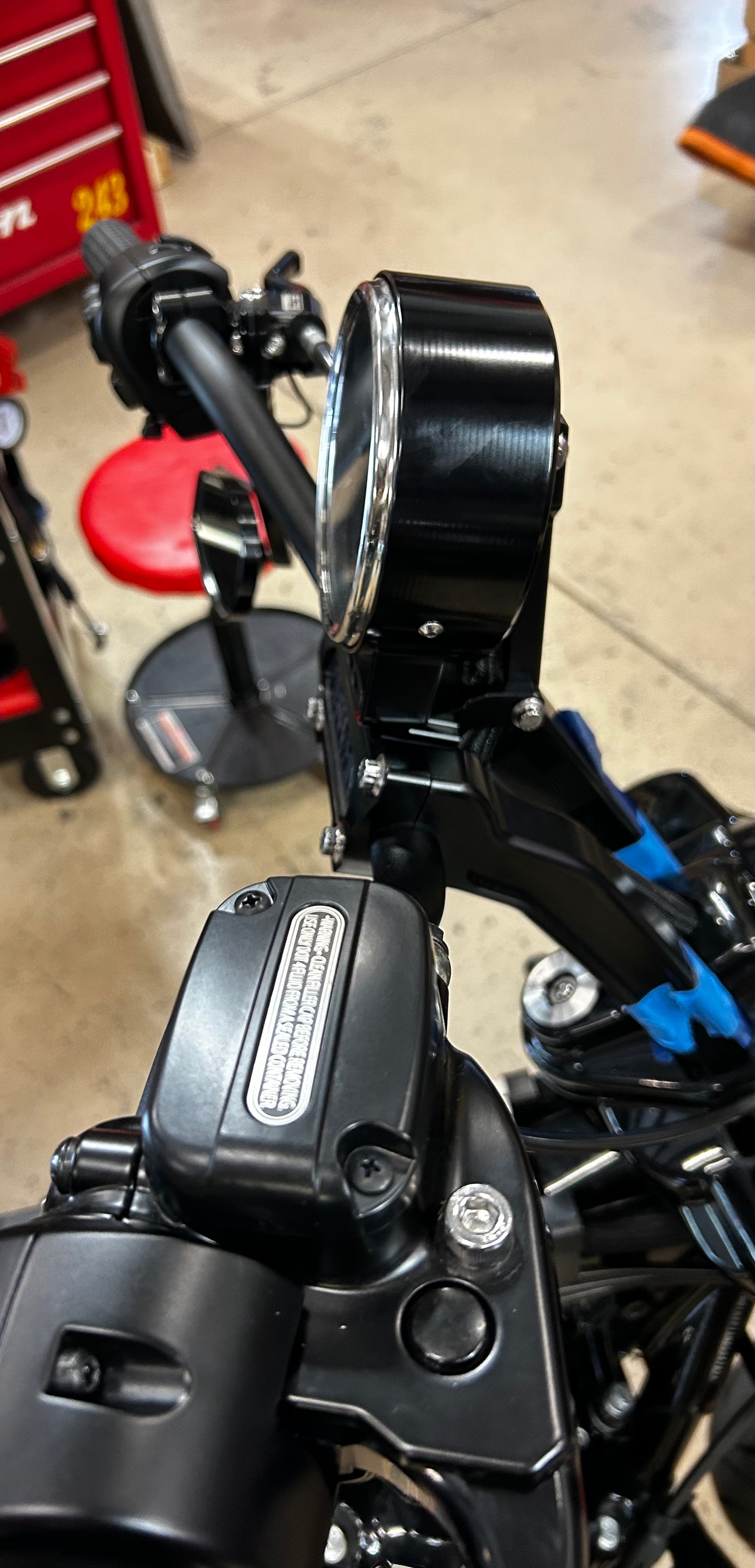 Pre-Order Road King Gauge Mount and Wire Harness