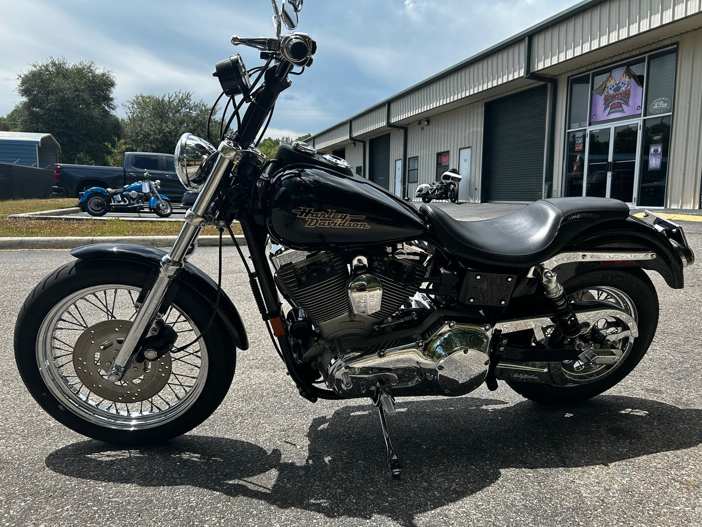 Entry to win our 1999 Harley-Davidson Dyna FXD