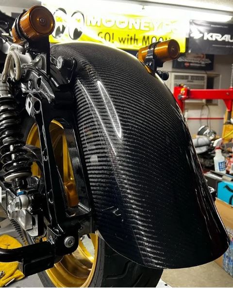 Carbon Fiber Rear Fender W/ Seat Dock Harley FLH 09-23