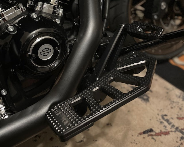 Thrashin Supply Apex Touring Floorboard Complete Kit