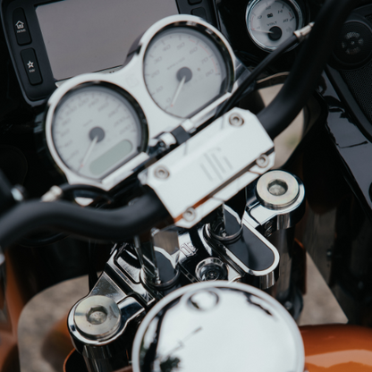 Chrome Harley Davidson Touring Top Triple Tree installed on a 2015 Road Glide FLTRX