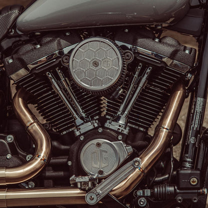 OG Aluminium Round Air Cleaner Cover HoneyComp installed on an FLXRS 2025